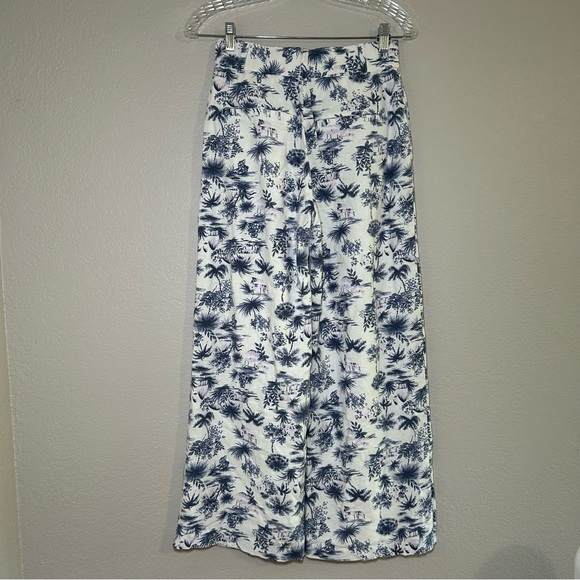 Abercrombie & Fitch Blue White Floral‎ Wide Leg Pants women’s small short resort - Picture 5 of 8